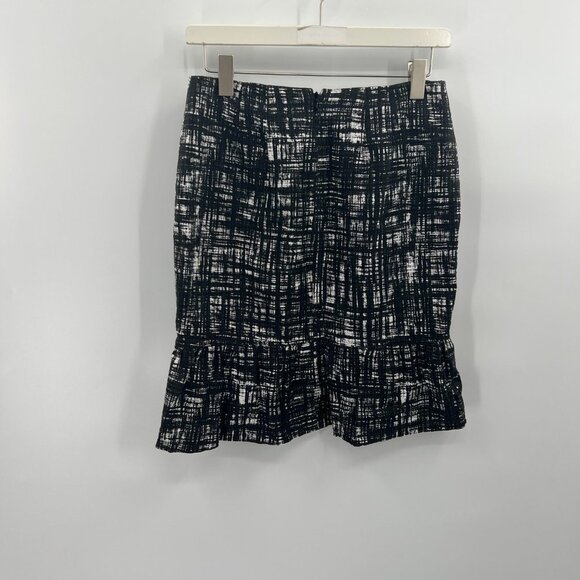 Ann Taylor Skirt size 0 - Picture 4 of 4